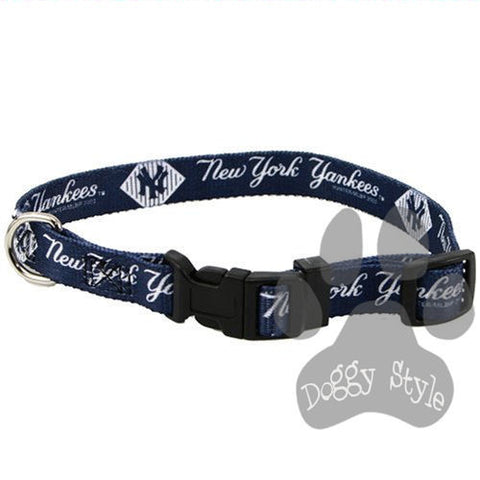 Officially Licensed MLB New York Yankees Premium Baseball Dog Collar